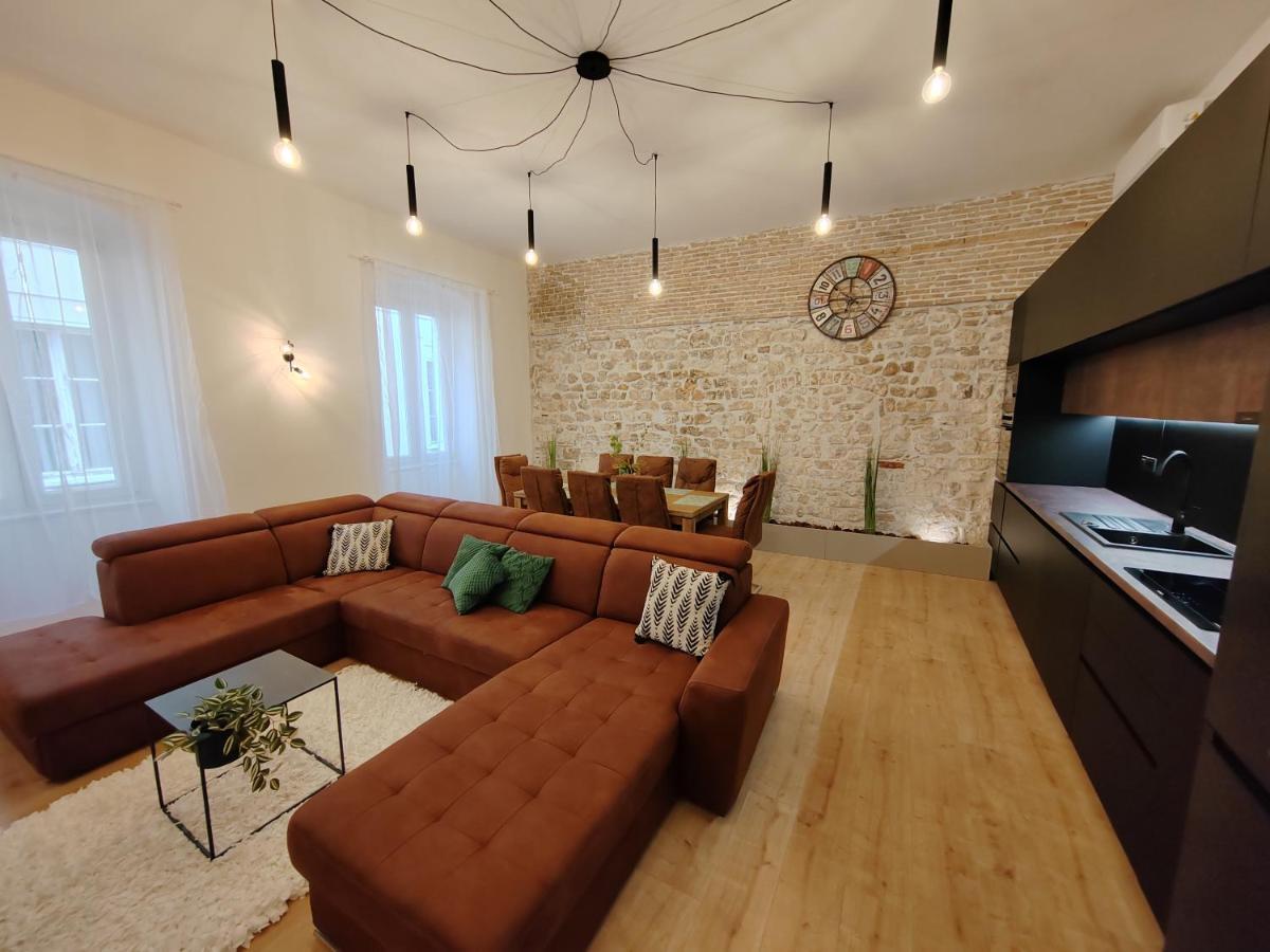 Town Square Apartment Zadar Exterior photo
