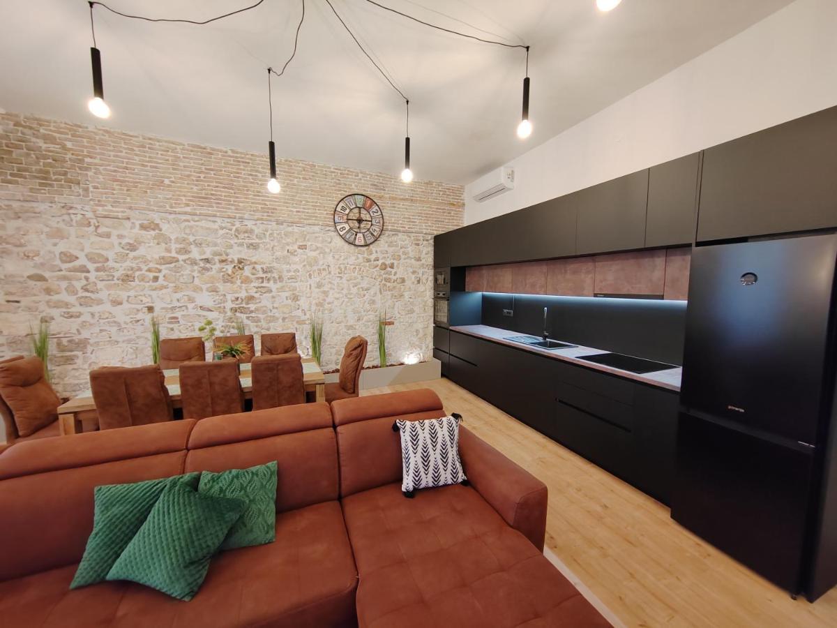 Town Square Apartment Zadar Exterior photo