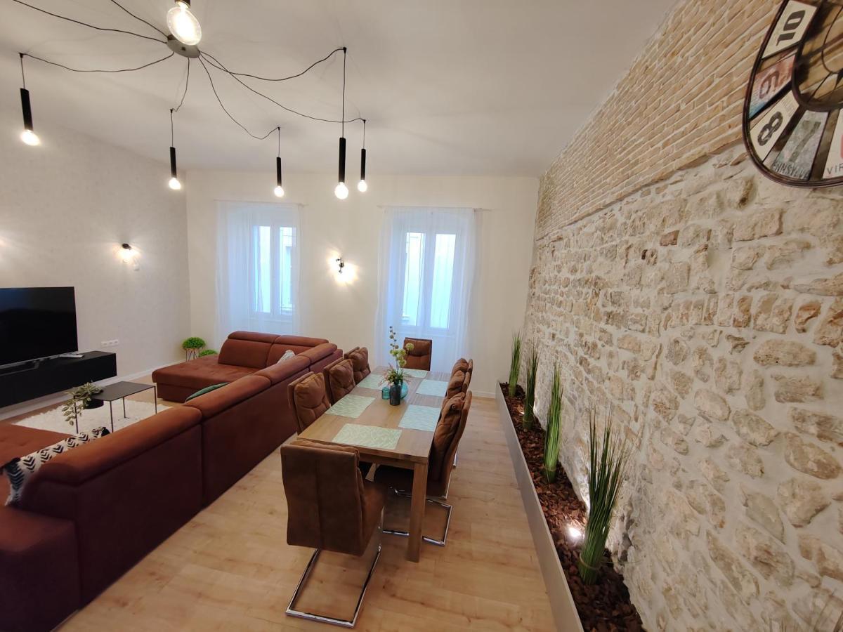 Town Square Apartment Zadar Exterior photo